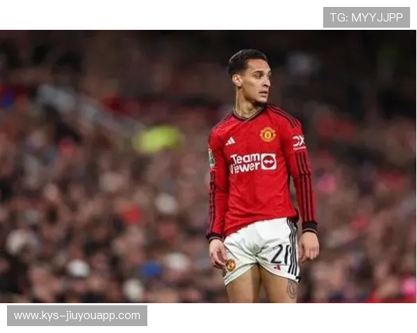 曼联的锋线组合逐渐磨合,期望能在大赛中创造奇迹,曼联支点中锋 曼联的锋线组合逐渐磨合,期望能在大赛中创造奇迹,曼联支点中锋